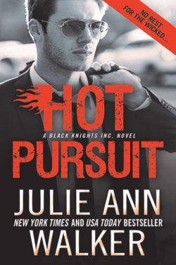 Hot Pursuit by Julie Ann Walker